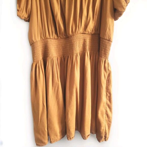Old Navy Dress  Golden  Brown Short Puff Sleeve Smocked Waist Women's 2X - Picture 3 of 10